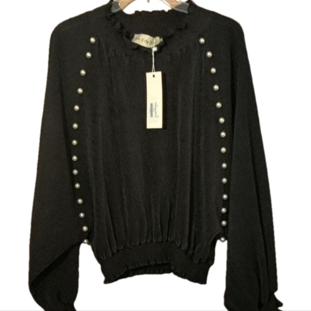 This is The Day Breakfast at Tiffany's Top NWT Size Medium